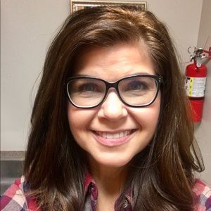 Meet your Posher, Robyn